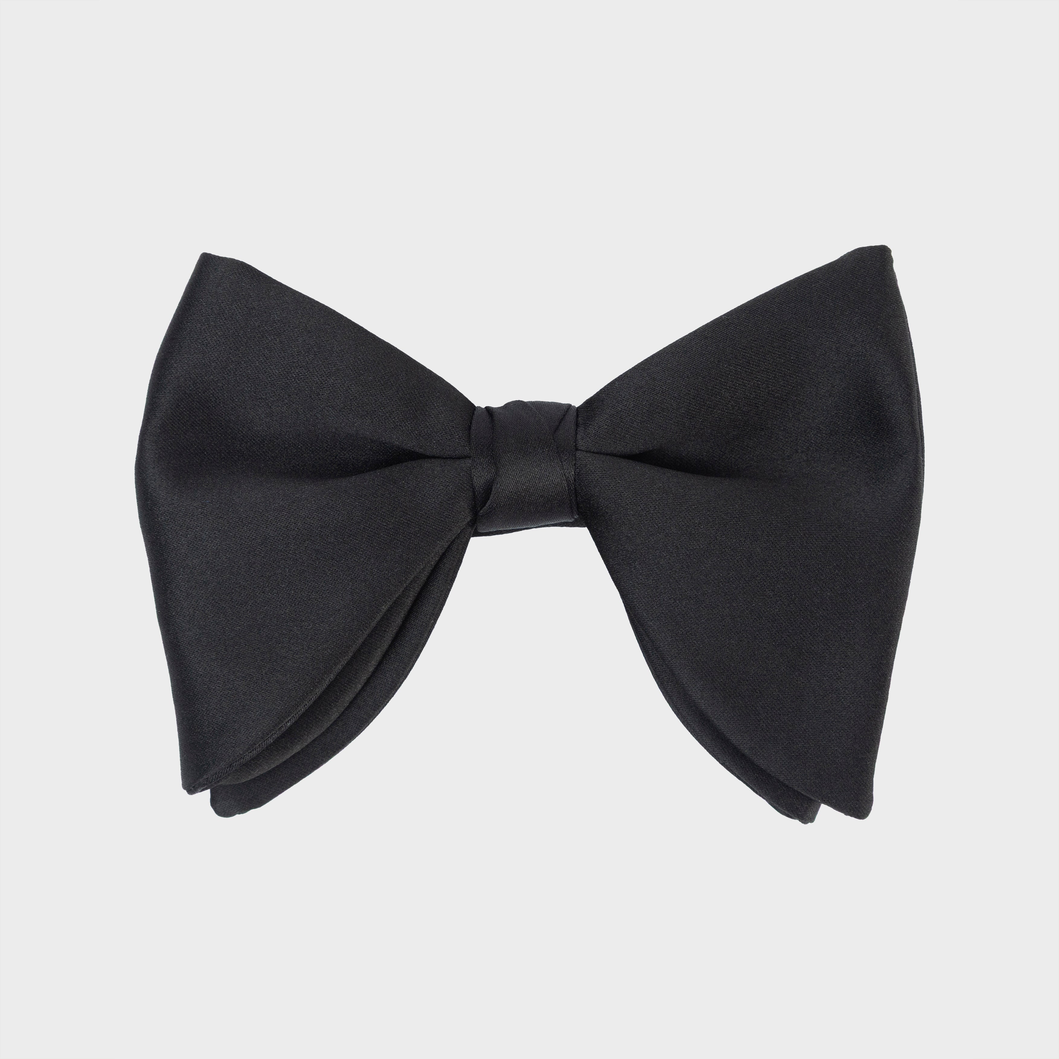 Newman Bow Tie White Accessories Set