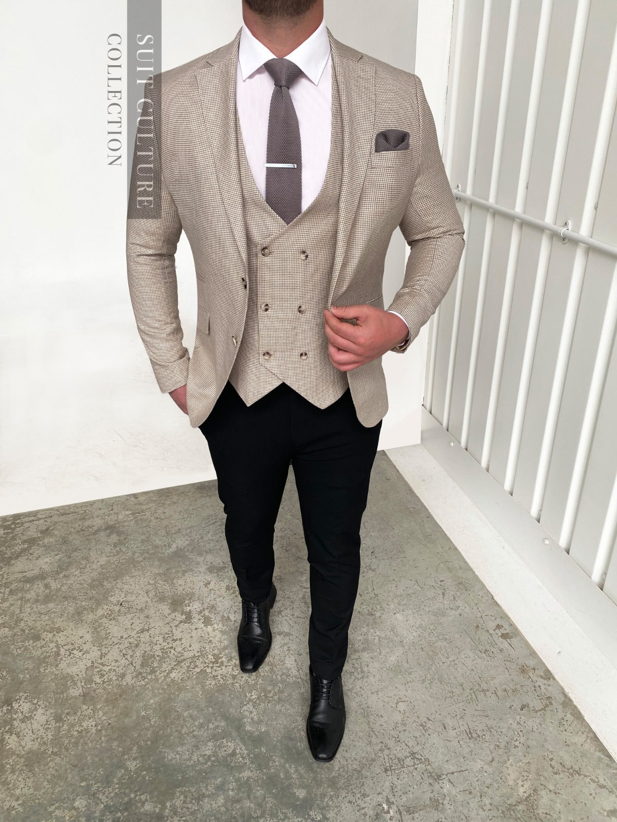 Beige color coat suit deals